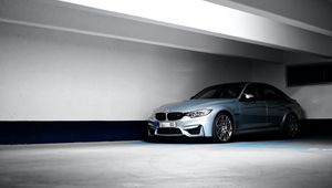 Превью обои bmw, спорткар, автомобиль, фары, вид сбоку