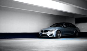 Превью обои bmw, спорткар, автомобиль, фары, вид сбоку