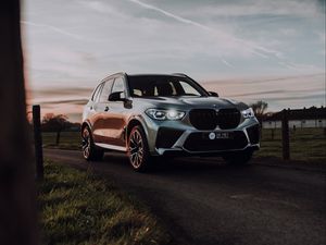 Превью обои bmw x5, bmw, автомобиль, внедорожник, серый