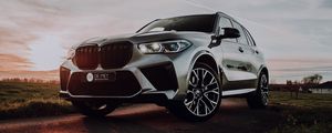 Превью обои bmw x5, bmw, автомобиль, внедорожник, серый, вид сбоку