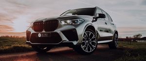 Превью обои bmw x5, bmw, автомобиль, внедорожник, серый, вид сбоку