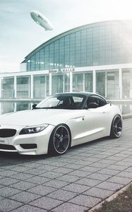 Превью обои bmw, z4, дирижабль, вид сбоку, авто