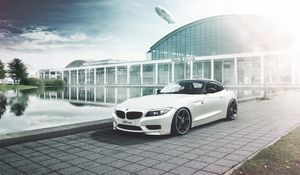 Превью обои bmw, z4, дирижабль, вид сбоку, авто