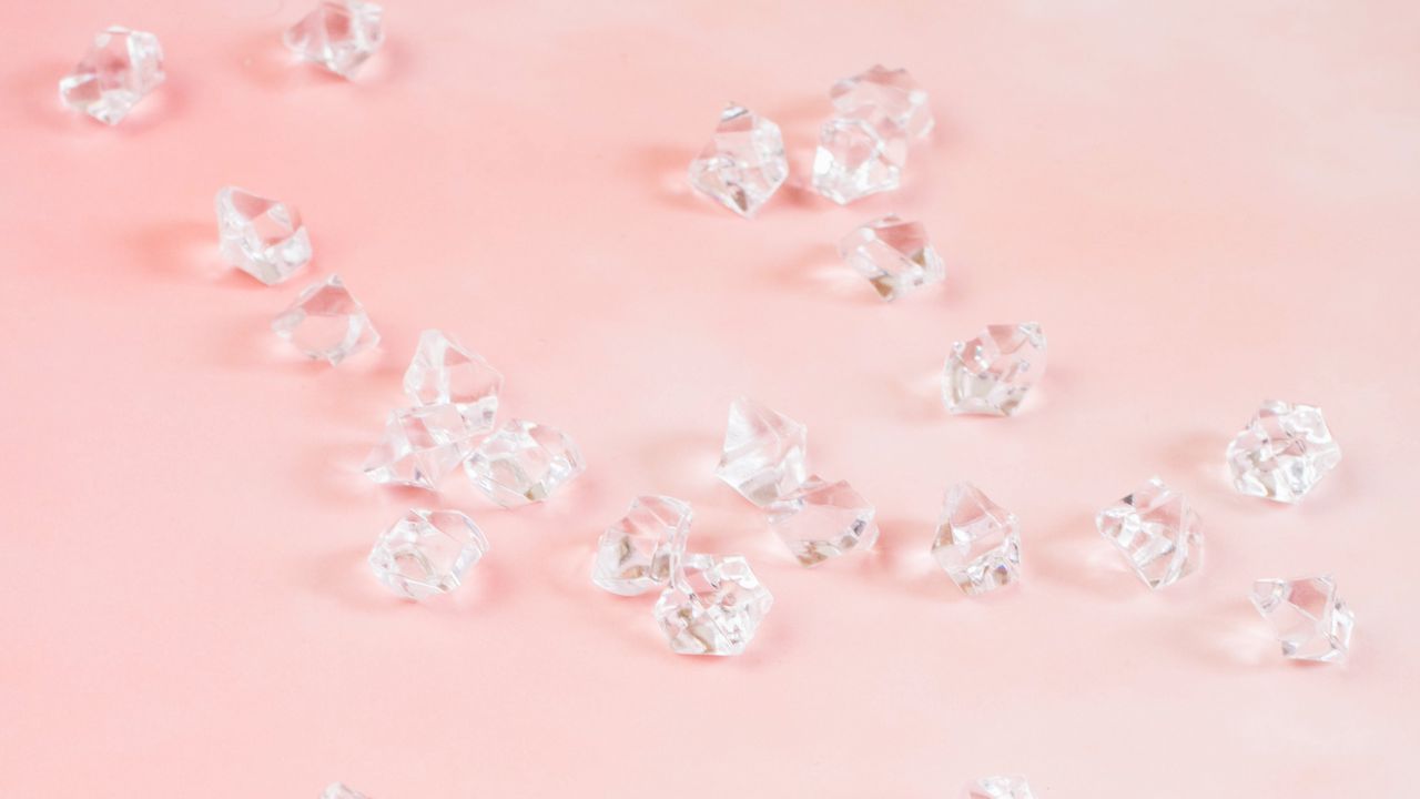 Обои бриллианты, драгоценности, кристаллы, розовый
