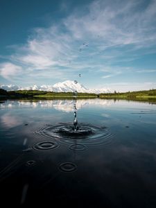 Превью обои брызги, всплеск, вода, горы