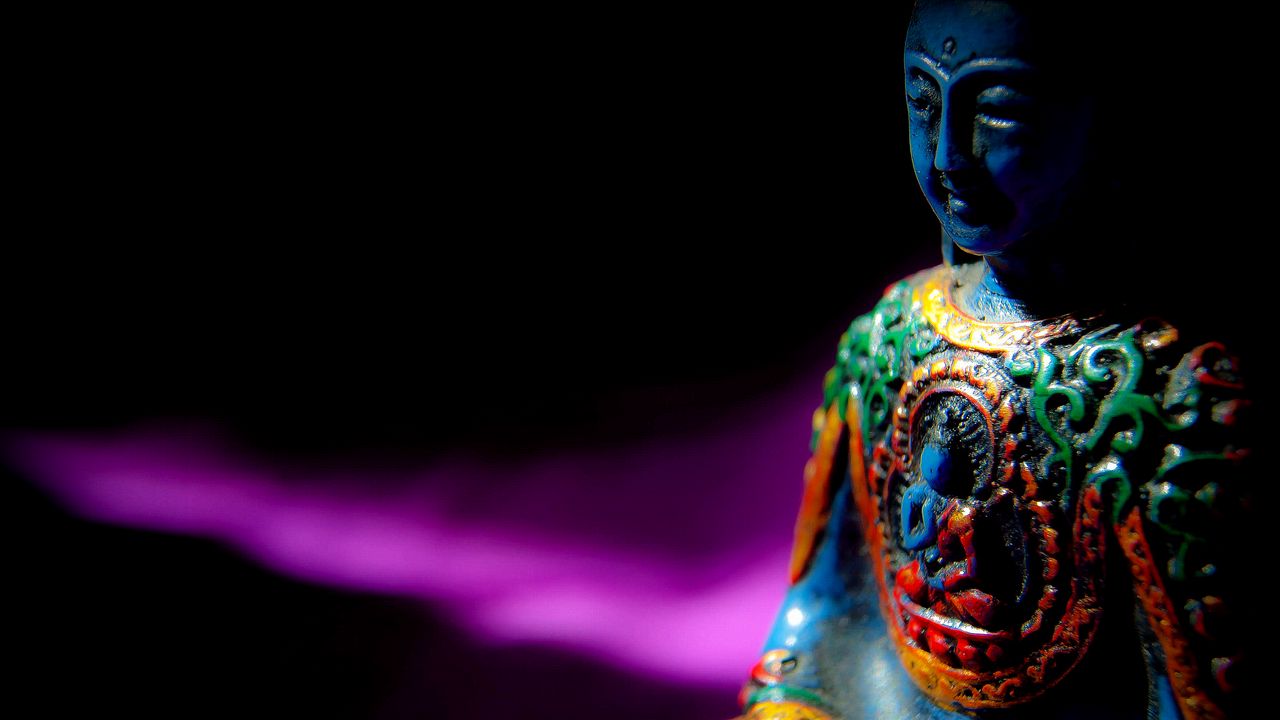 Обои будда, буддизм, медитация, статуэтка, скульптура, тени, темный