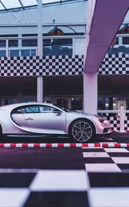 Превью обои bugatti chiron, bugatti, вид сбоку, серебристый