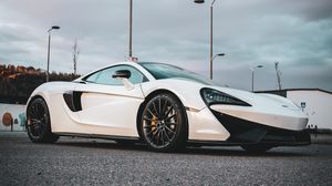Превью обои bugatti veyron, спорткар, колесо, белый