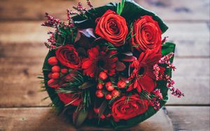 Превью обои букет, цветы, розы, красный, композиция