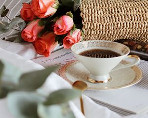 Превью обои чашка, чай, цветы, розы