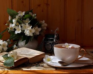 Превью обои чашка, чай, цветы, чаепитие