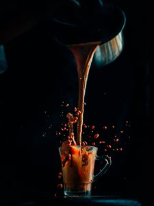 Превью обои чашка, кофе, брызги, капли, напиток