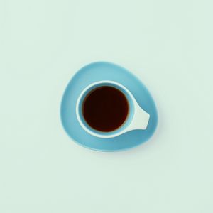 Превью обои чашка, минимализм, чай, напиток, голубой