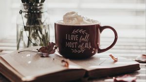 Превью обои чашка, надпись, слова, книга, цветы