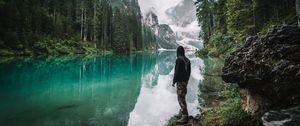 Превью обои человек, одиночество, природа, озеро, горы