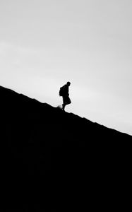 Превью обои человек, силуэт, чб