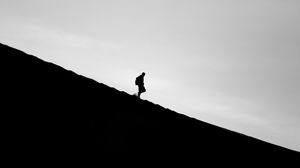 Превью обои человек, силуэт, чб