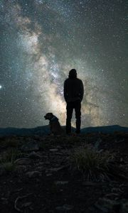 Превью обои человек, собака, ночь, звездное небо, туманность