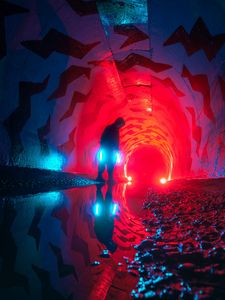 Превью обои человек, тоннель, неон, свечение, свет