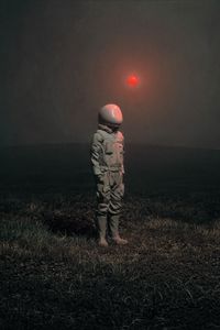 Превью обои человек, трава, шар, свечение, арт