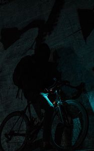 Превью обои человек, велосипед, темный, силуэт, темнота
