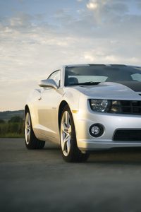 Превью обои chevrolet camaro, chevrolet, автомобиль, спортивный, асфальт, небо