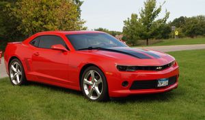 Превью обои chevrolet camaro, chevrolet, автомобиль, красный