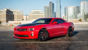 Превью обои chevrolet, camaro, ss, красный, вид сбоку