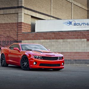 Превью обои chevrolet, camaro ss, красный, вид сбоку