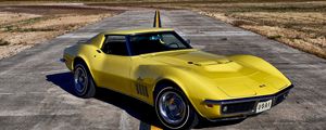 Превью обои chevrolet, corvette, 1969, желтый