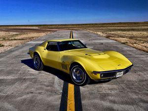 Превью обои chevrolet, corvette, 1969, желтый
