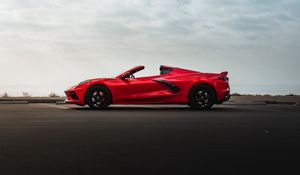 Превью обои corvette c8, corvette, автомобиль, спорткар, суперкар, красный, вид сбоку