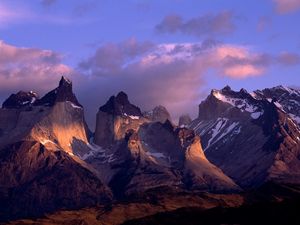 Превью обои cuernos del paine, анды, чили, горы, высота, вершины