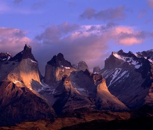 Превью обои cuernos del paine, анды, чили, горы, высота, вершины