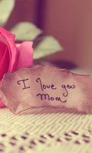 Превью обои цветы, роза, записка, слова, мама, любовь