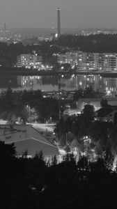 Превью обои деревья, город, здания, темный, чб