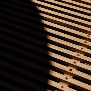 Превью обои дерево, доски, полосы, текстура, тень