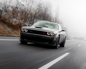 Превью обои dodge challenger, dodge, автомобиль, дорога, скорость