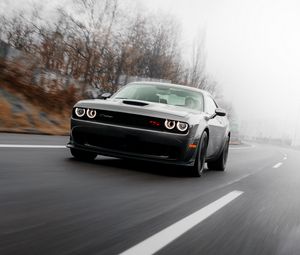 Превью обои dodge challenger, dodge, автомобиль, дорога, скорость