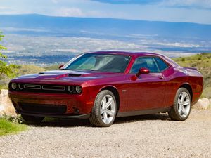 Превью обои dodge challenger, dodge, автомобиль, красный