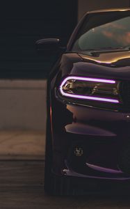 Превью обои dodge charger, фара, автомобиль, фиолетовый, свет