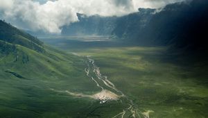Превью обои долина, дороги, вид сверху, холмы, облака, пейзаж