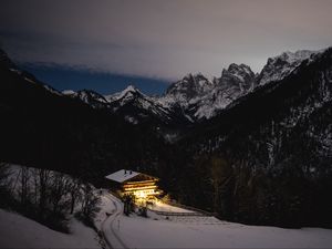 Превью обои дом, горы, снег, сумерки, пейзаж