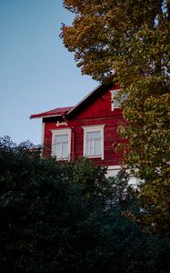 Превью обои дом, окна, деревья, листья, архитектура