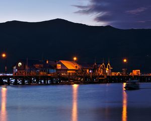 Превью обои дом, причал, фонари, море, темный