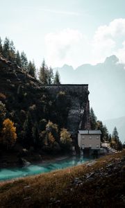 Превью обои дом, скала, река, природа