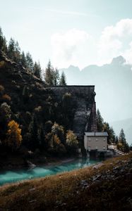 Превью обои дом, скала, река, природа