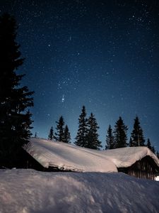 Превью обои дом, снег, звездное небо, звезды, ночь, зима