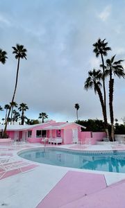 Превью обои дом, вилла, пальмы, бассейн, розовый