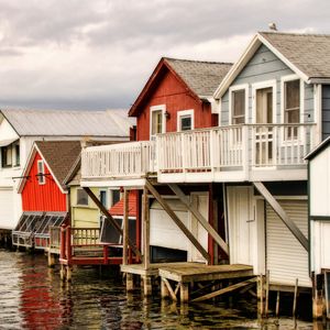 Превью обои дома, веранды, вода